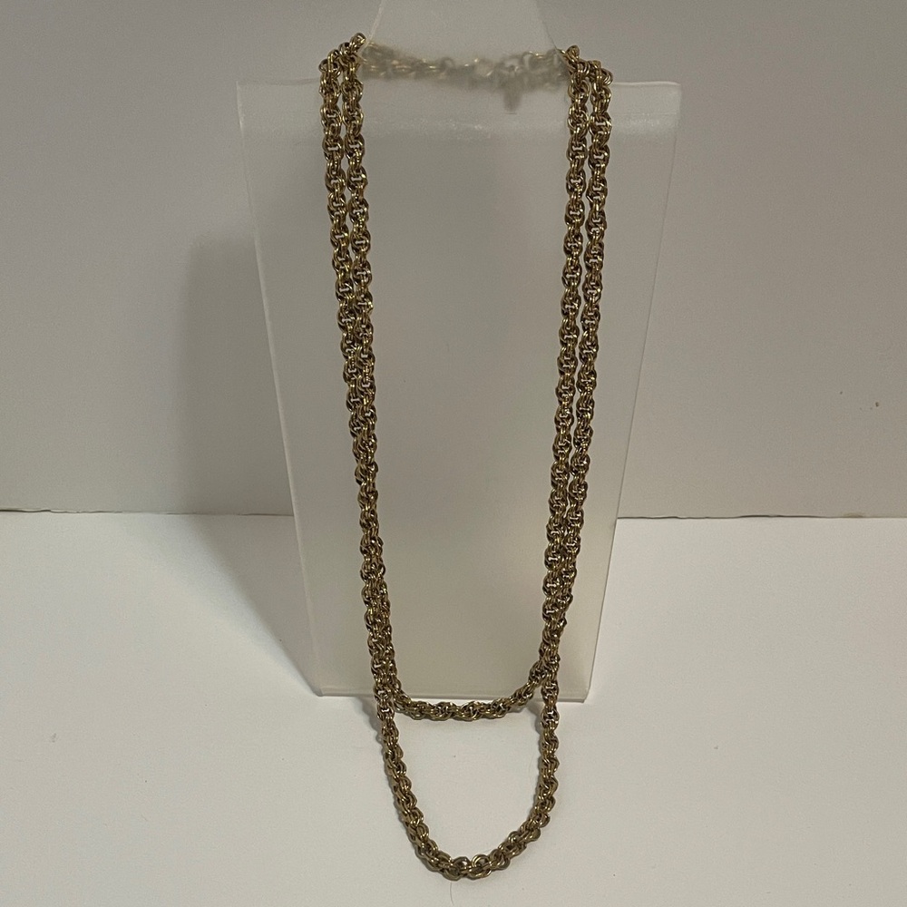 GORGEOUS GOLD TONE CHAIN NECKLACE